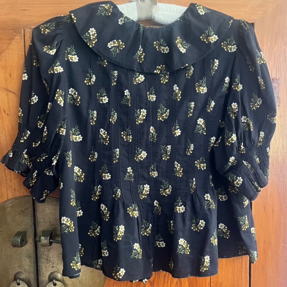 Doen Henri Top in Buttercup Bouquet - Medium - Picture 3 of 12